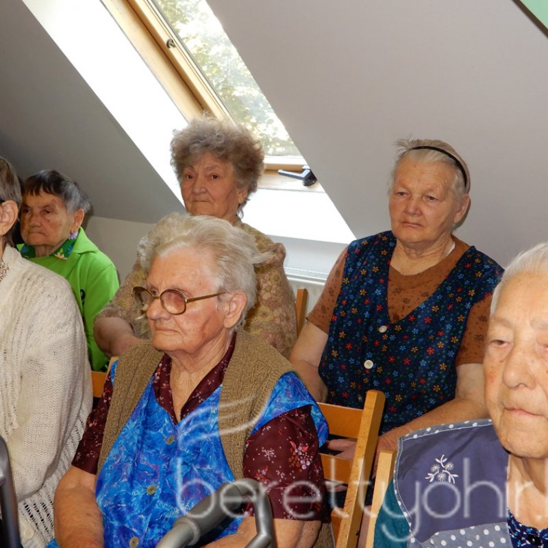 Marika néni 90 éves 21